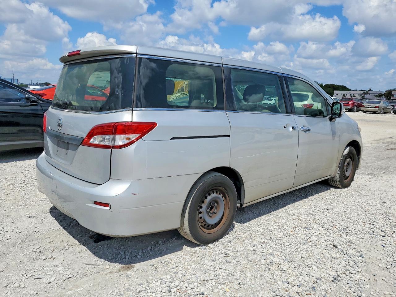 NISSAN QUEST 2016 — 4