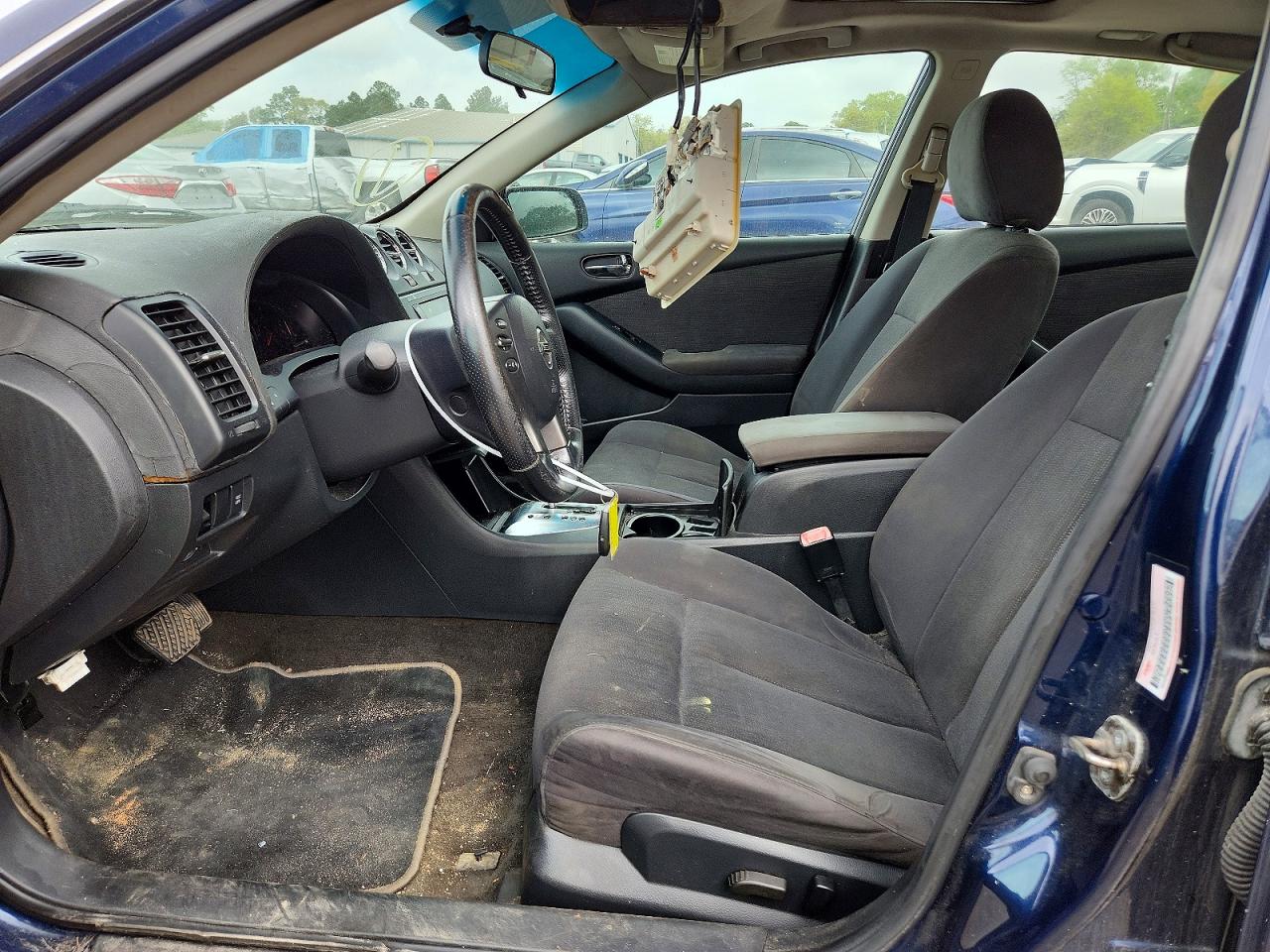 NISSAN ALTIMA BASE 2010 — 8