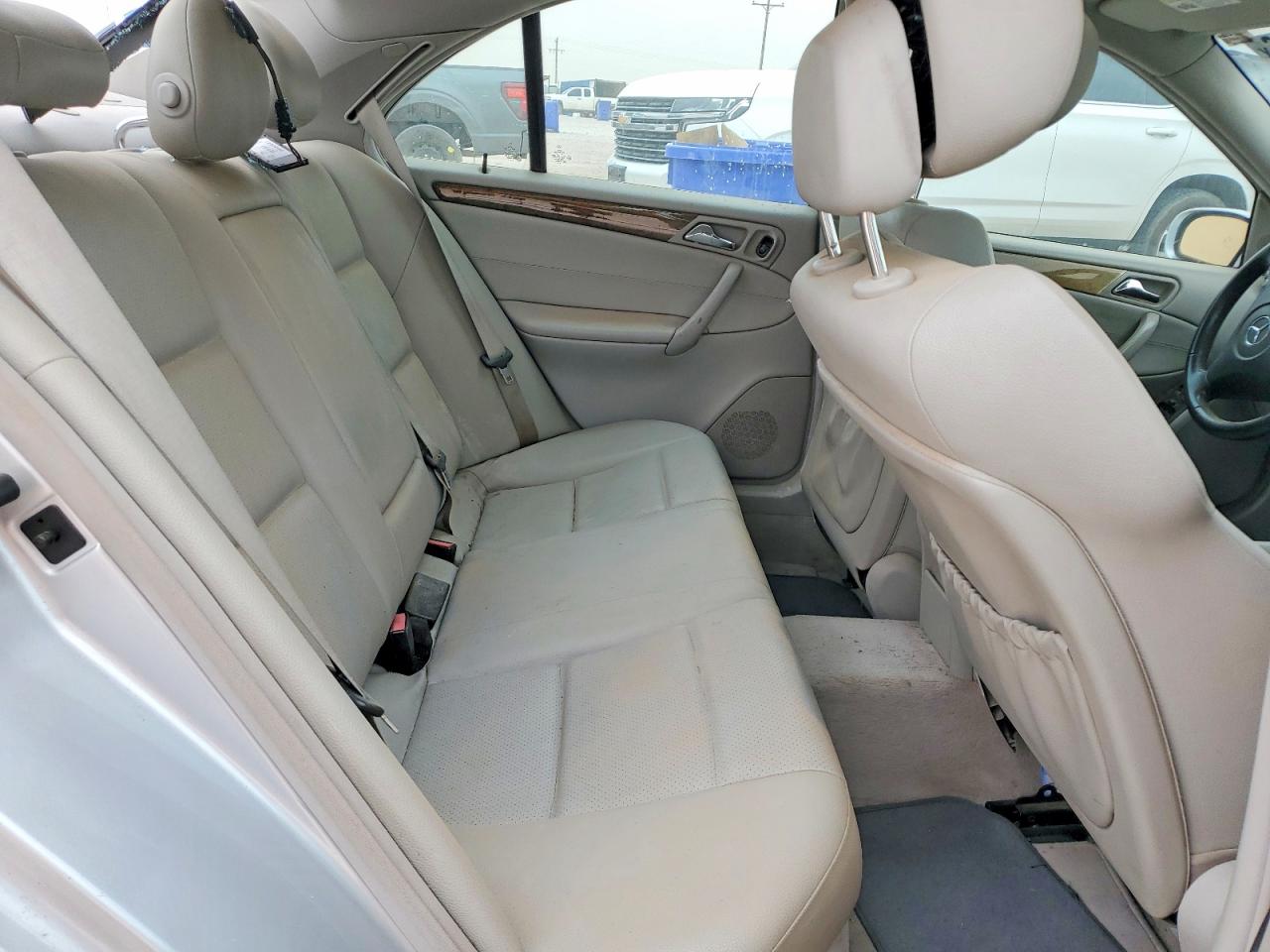 MERCEDES-BENZ C 2007 — 11