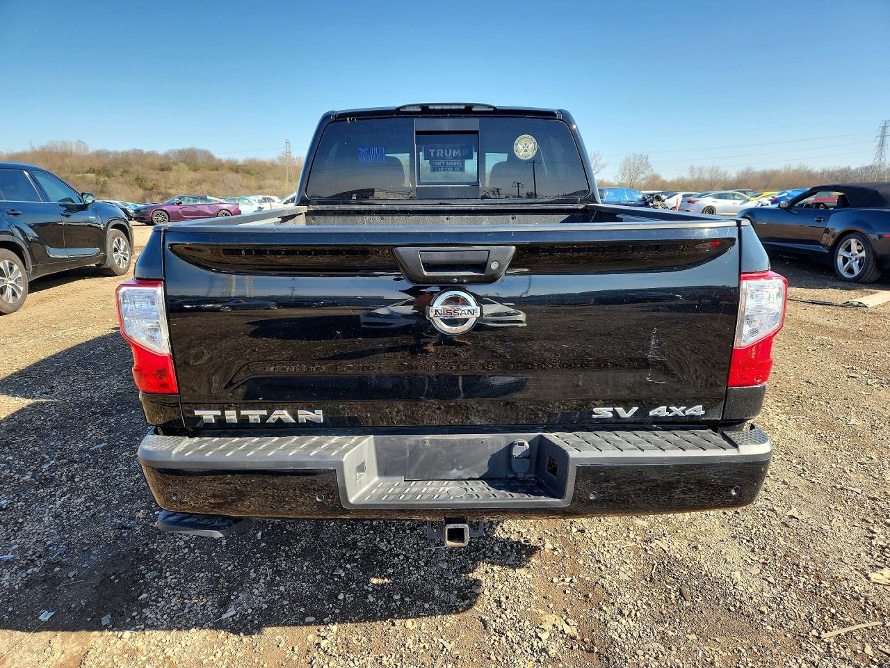 NISSAN TITAN 2020 — 7