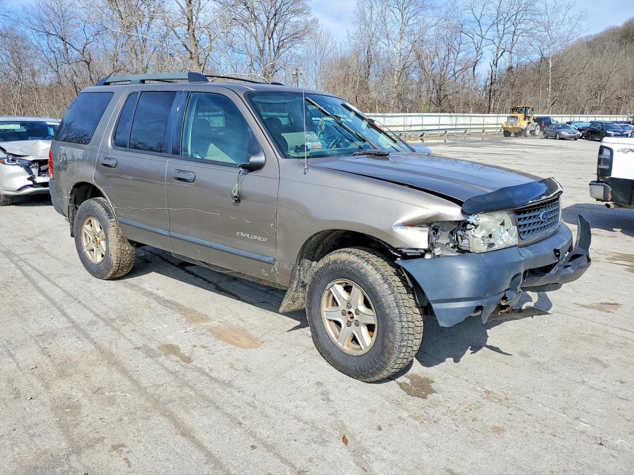 FORD EXPLORER 2005 — 5
