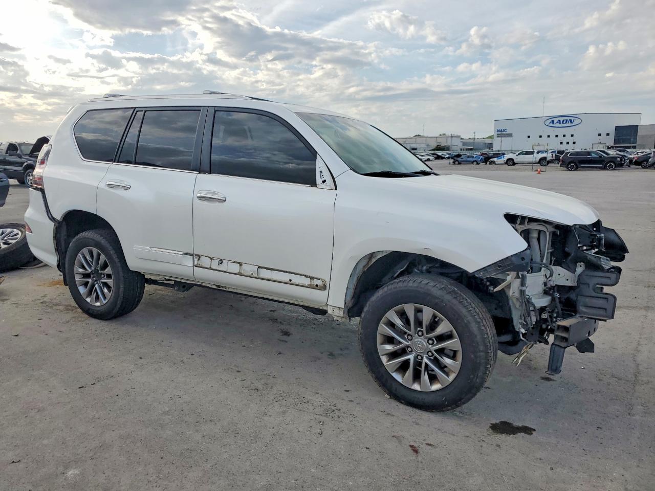 2017 LEXUS GX 460 LUXURY