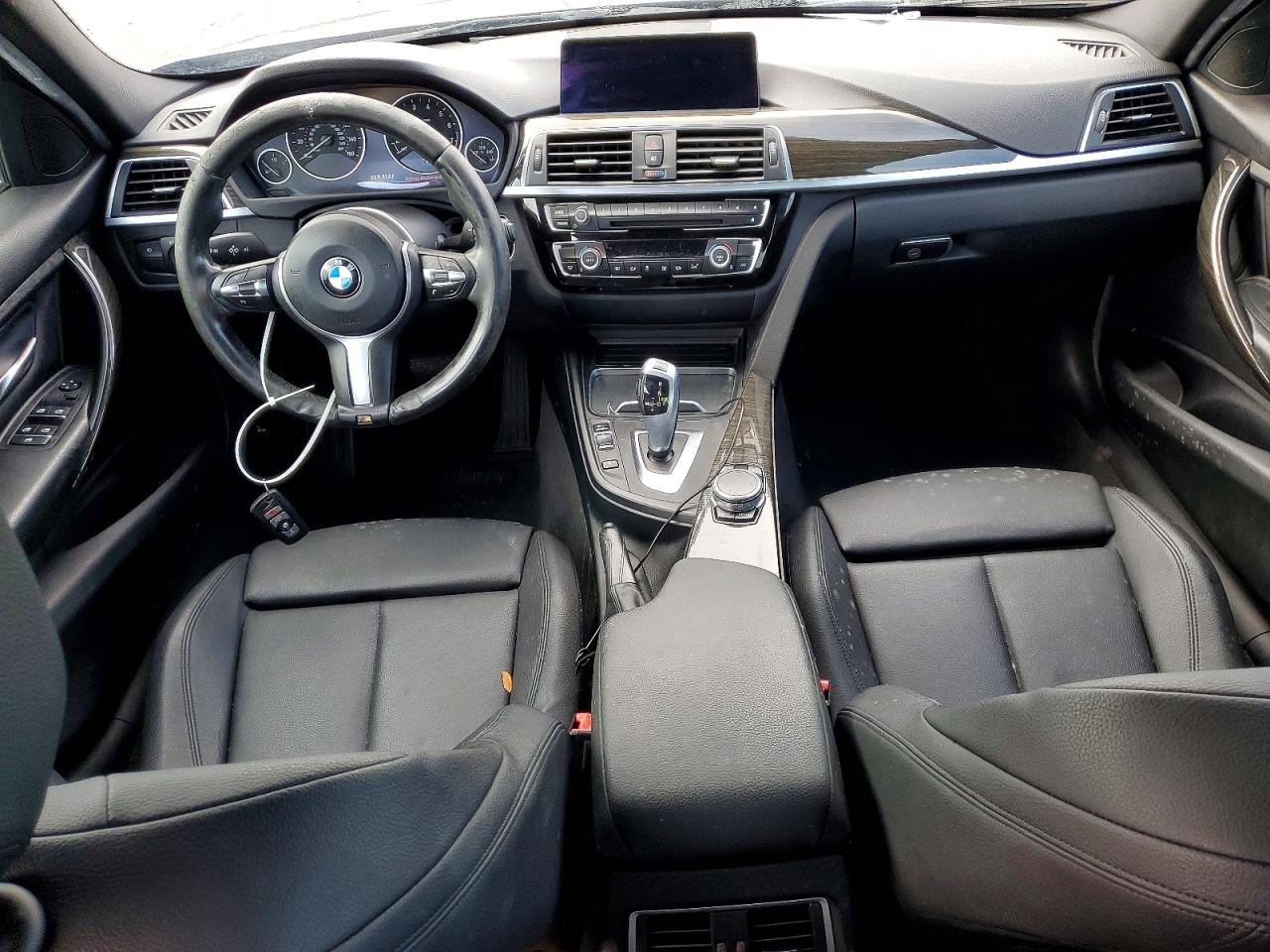 BMW 320 2017 — 9