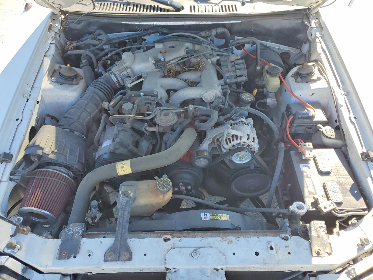 FORD MUSTANG 2004 — 12