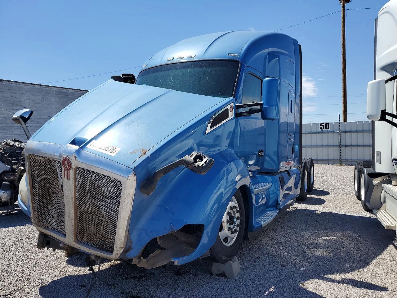 KENWORTH CONSTRUCTION 2019 — 3