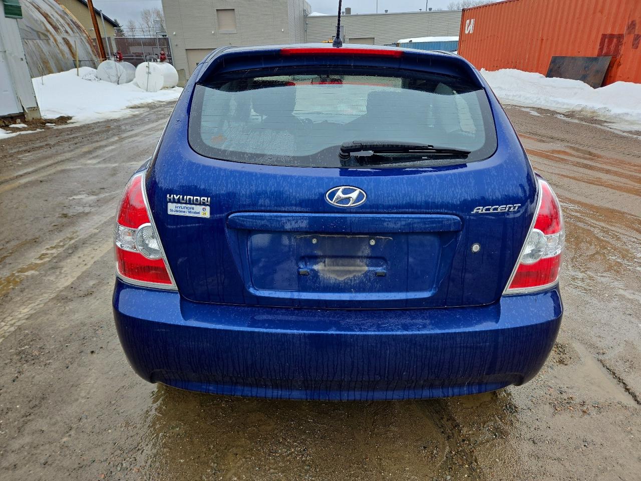 HYUNDAI ACCENT 2011 — 7