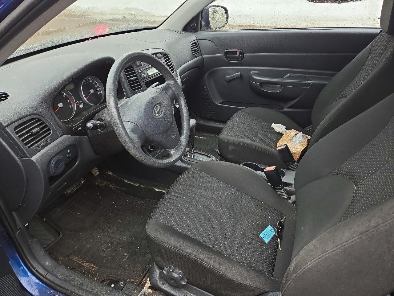 HYUNDAI ACCENT 2011 — 8