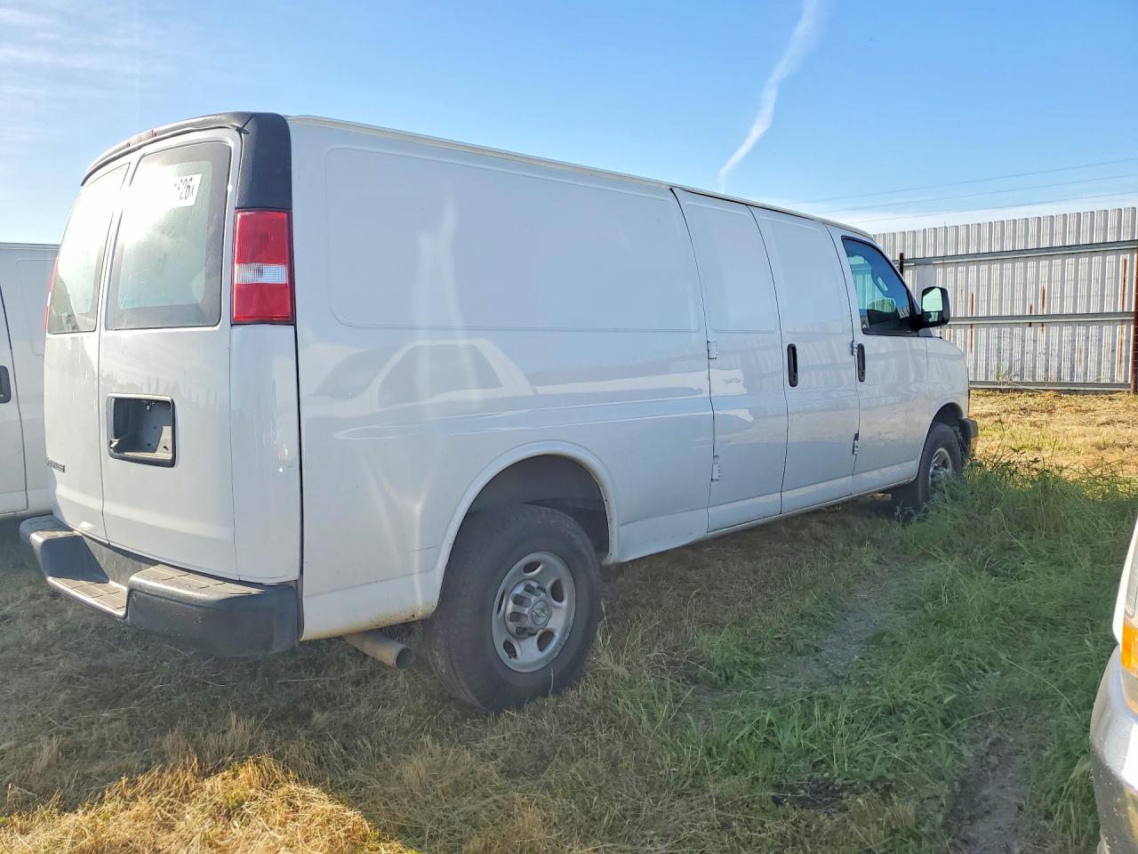 CHEVROLET EXPRESS G2500 2021 — 4