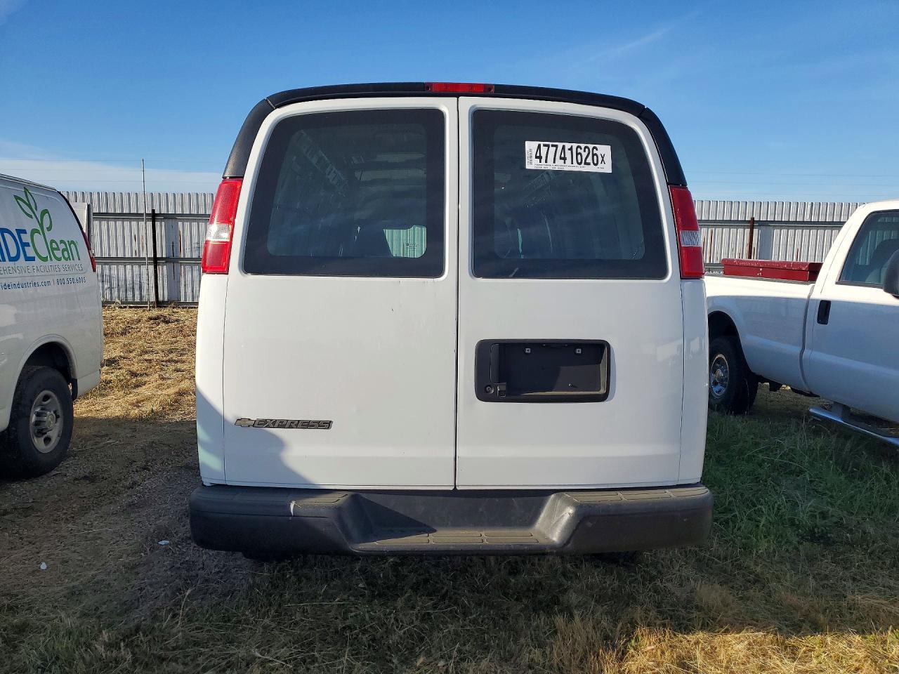 CHEVROLET EXPRESS G2500 2021 — 7