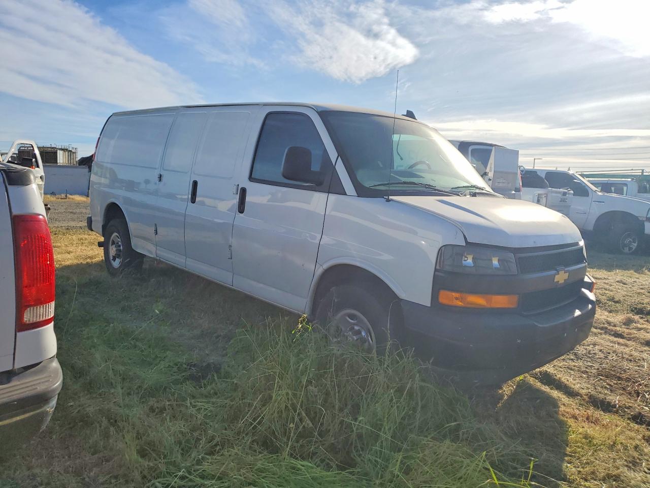 CHEVROLET EXPRESS G2500 2021 — 5
