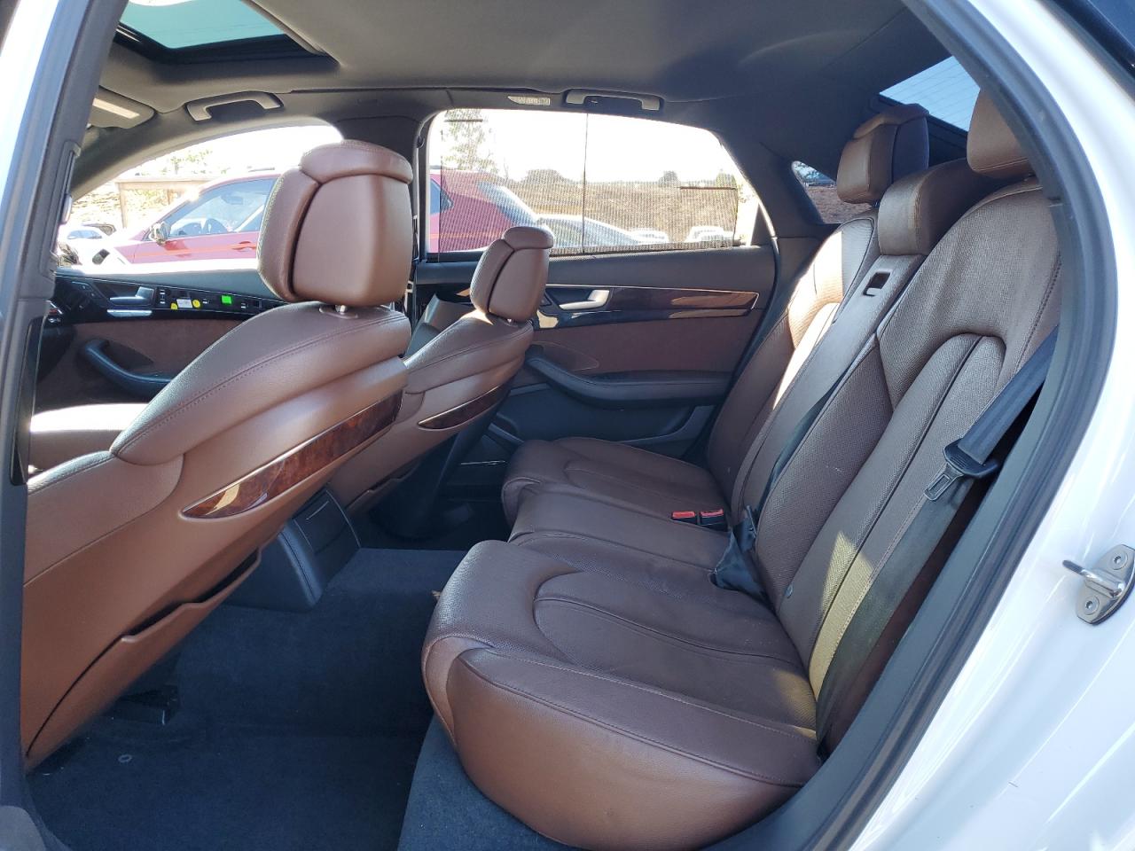AUDI A8 2012 — 11