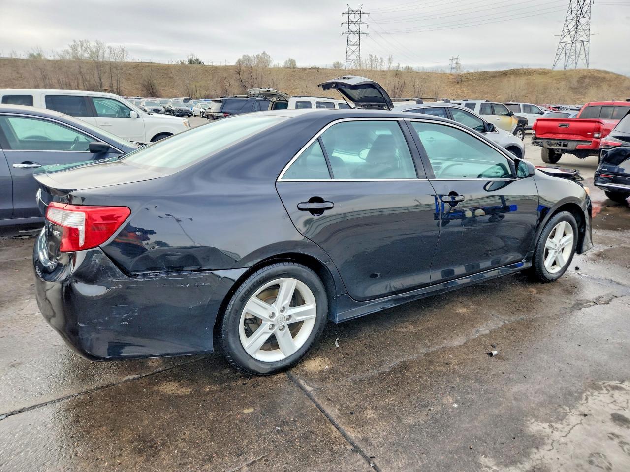 TOYOTA CAMRY 2014 — 4