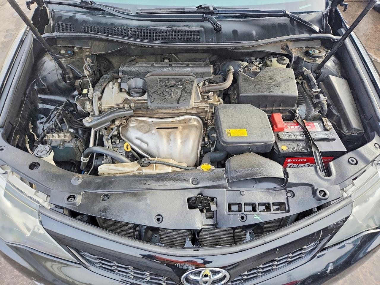 TOYOTA CAMRY 2014 — 12