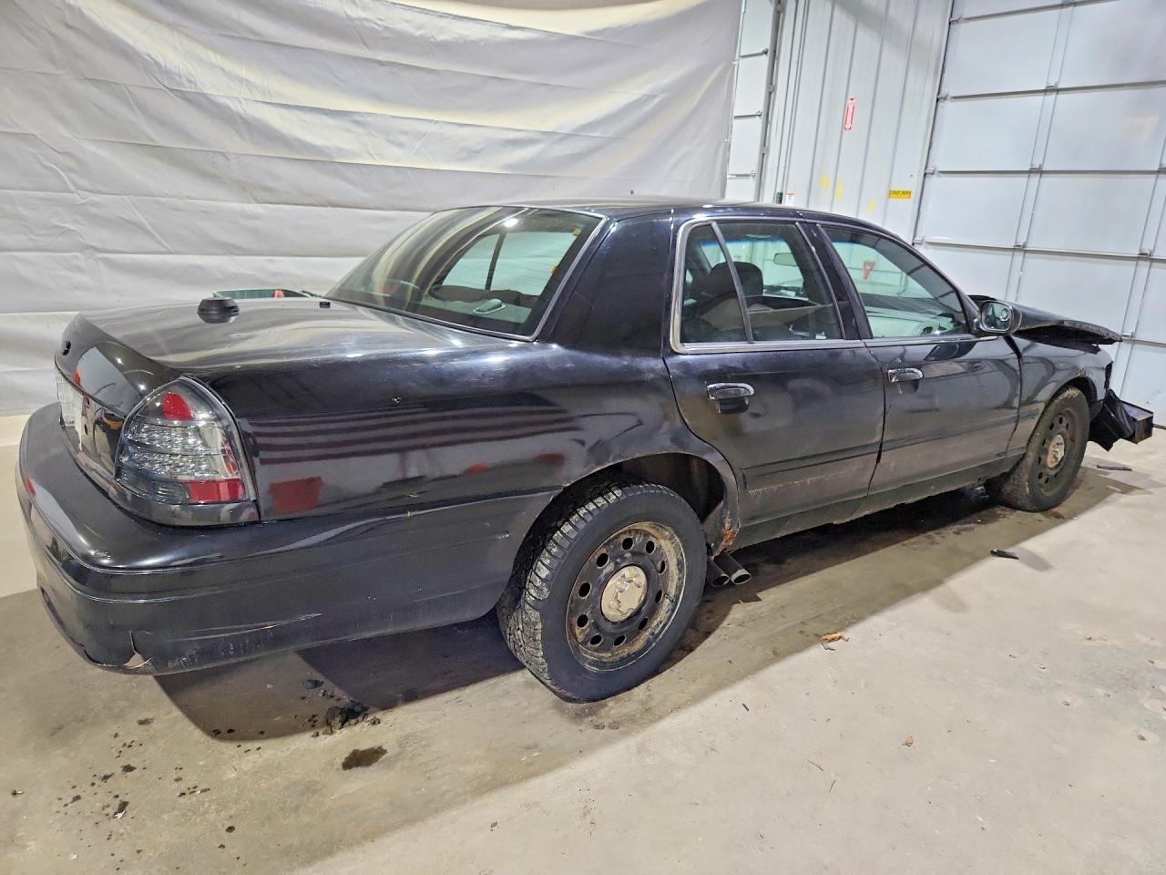 FORD CROWN VICTORIA 2006 — 4