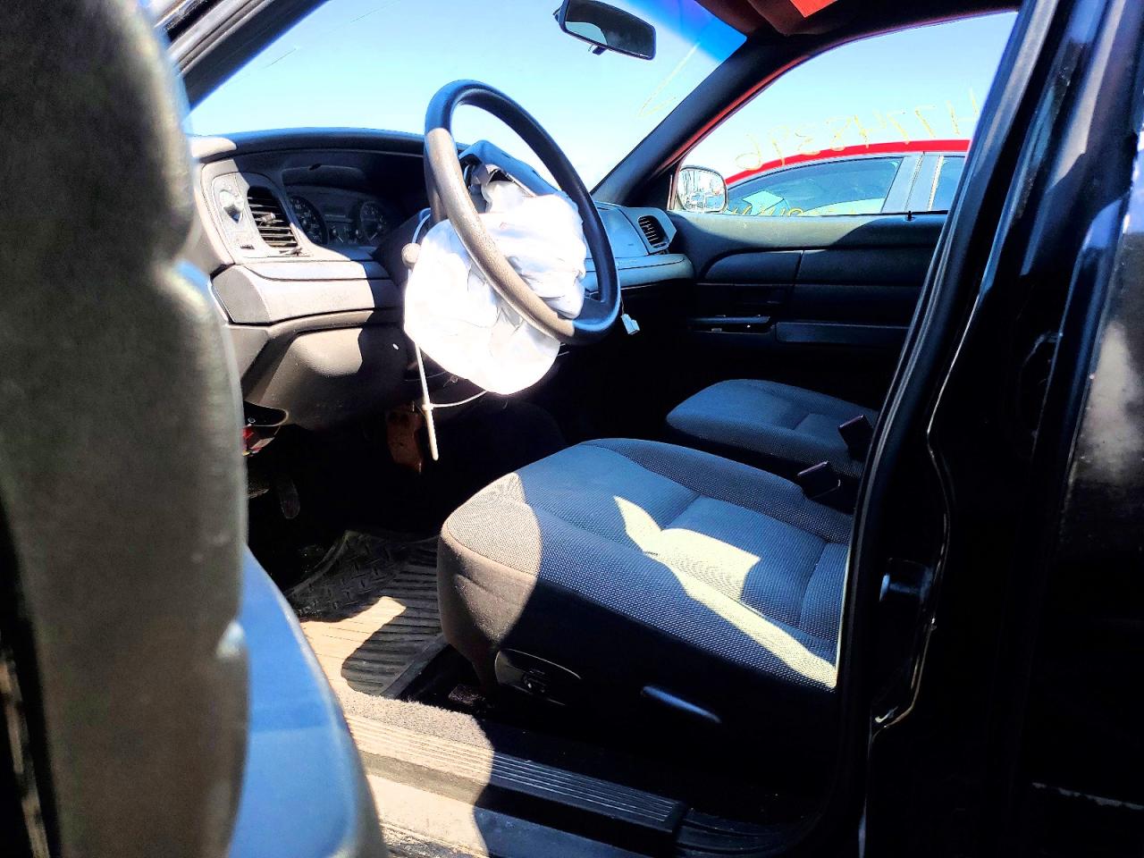 FORD CROWN VICTORIA 2006 — 8
