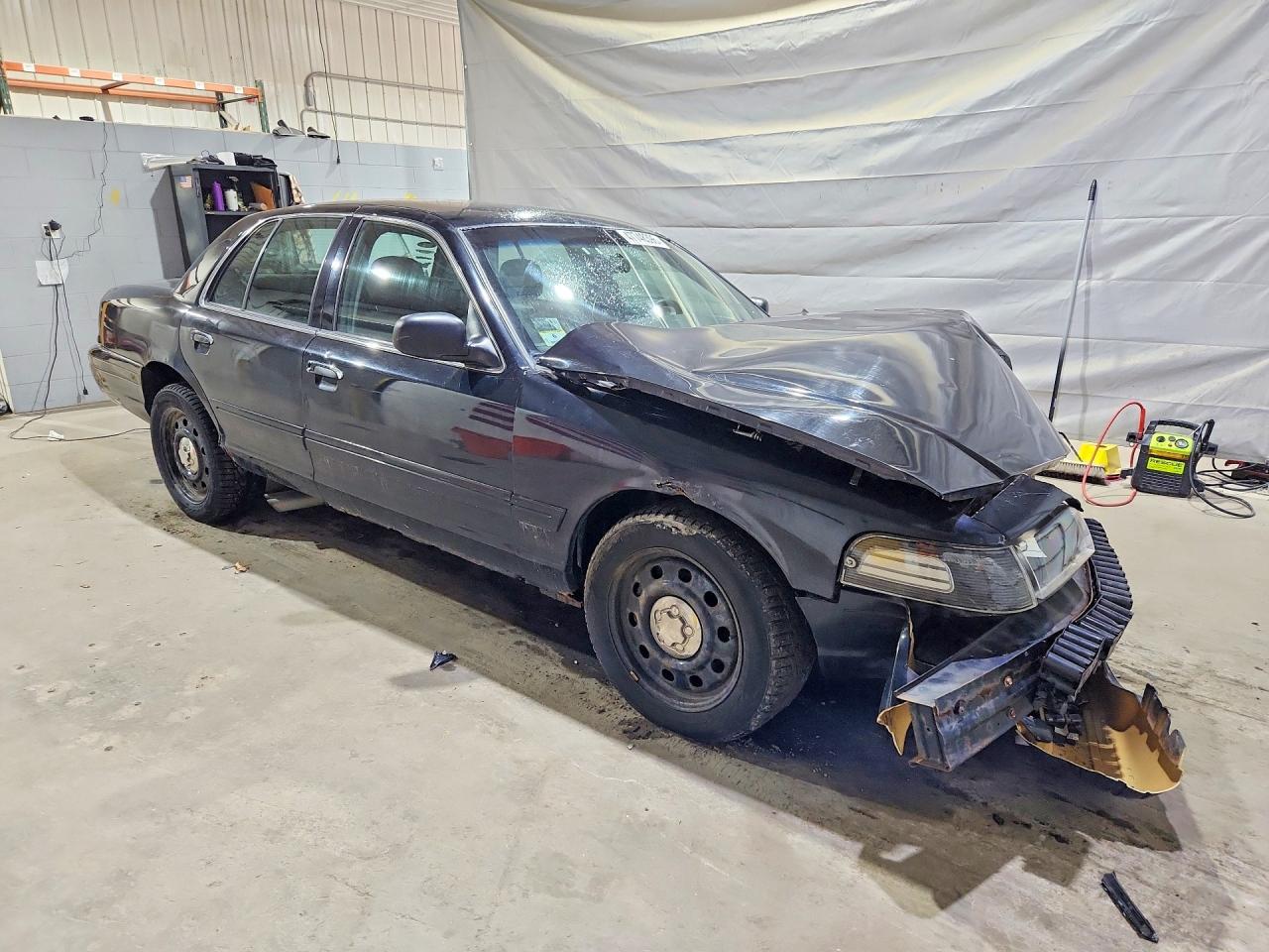 FORD CROWN VICTORIA 2006 — 5