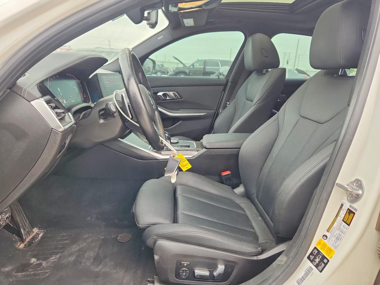 BMW 330XI 2020 — 8