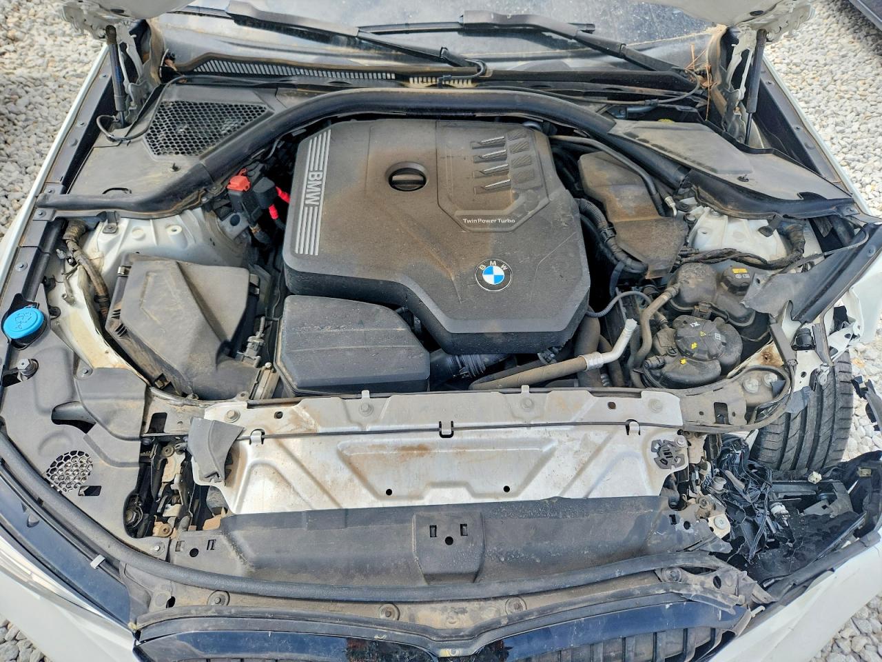 BMW 330XI 2020 — 12
