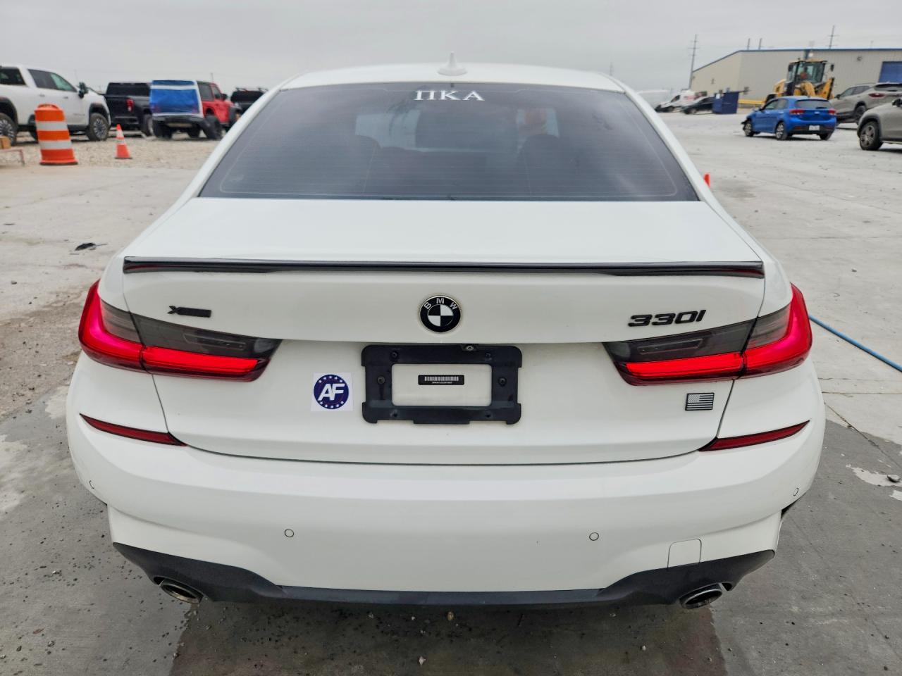 BMW 330XI 2020 — 7