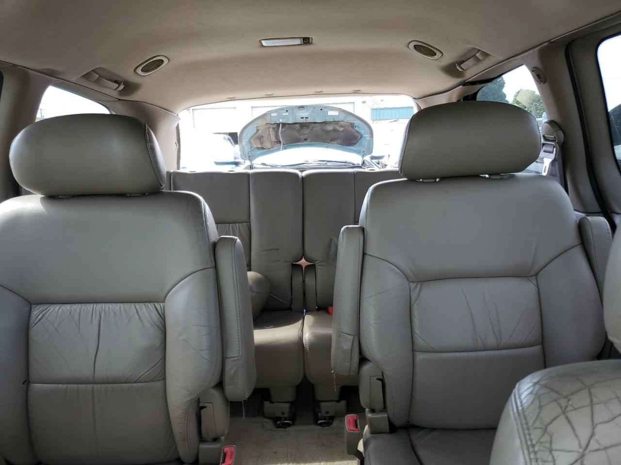 TOYOTA SIENNA 2001 — 11