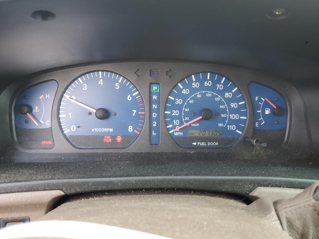TOYOTA SIENNA 2001 — 10
