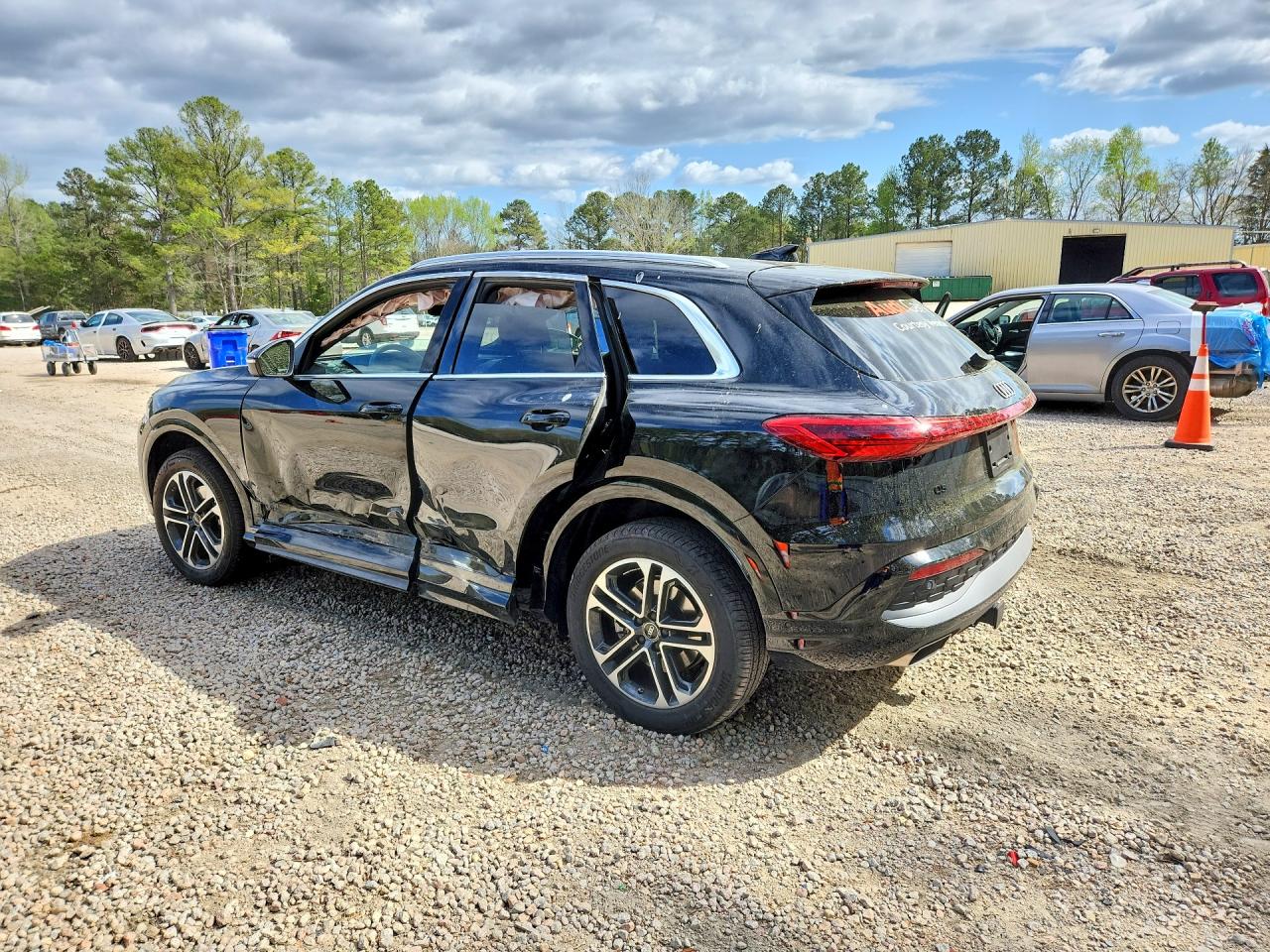 AUDI Q5 2025 — 3