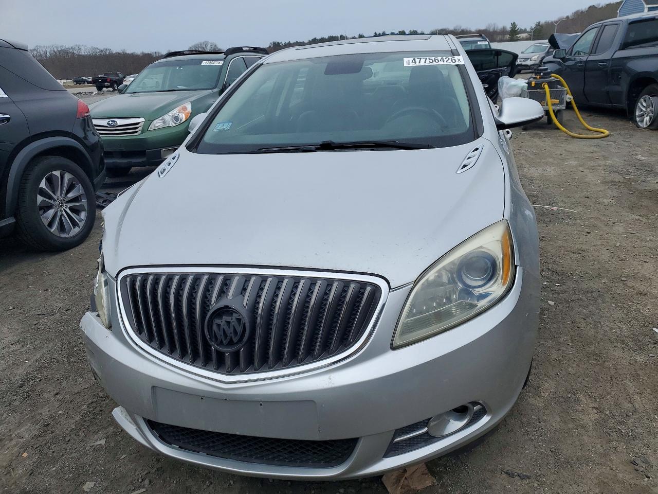 BUICK VERANO 2013 — 6