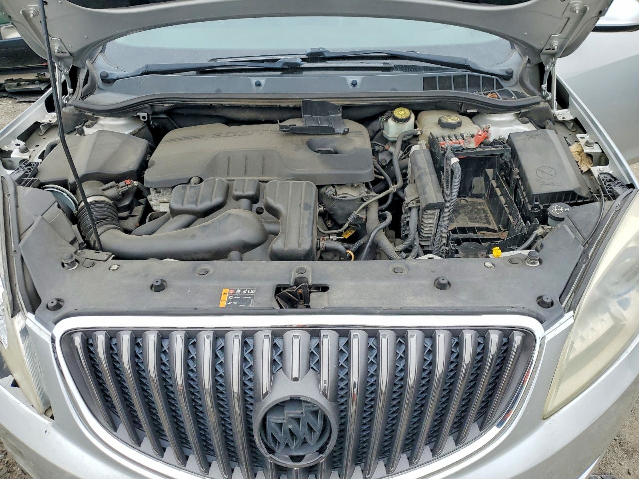 BUICK VERANO 2013 — 12