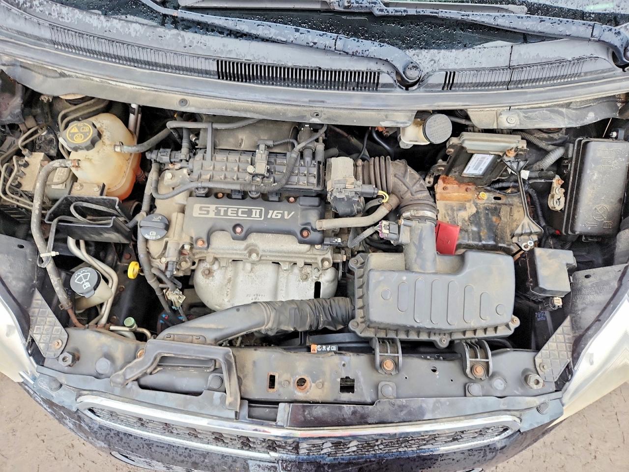 CHEVROLET SPARK 2013 — 12