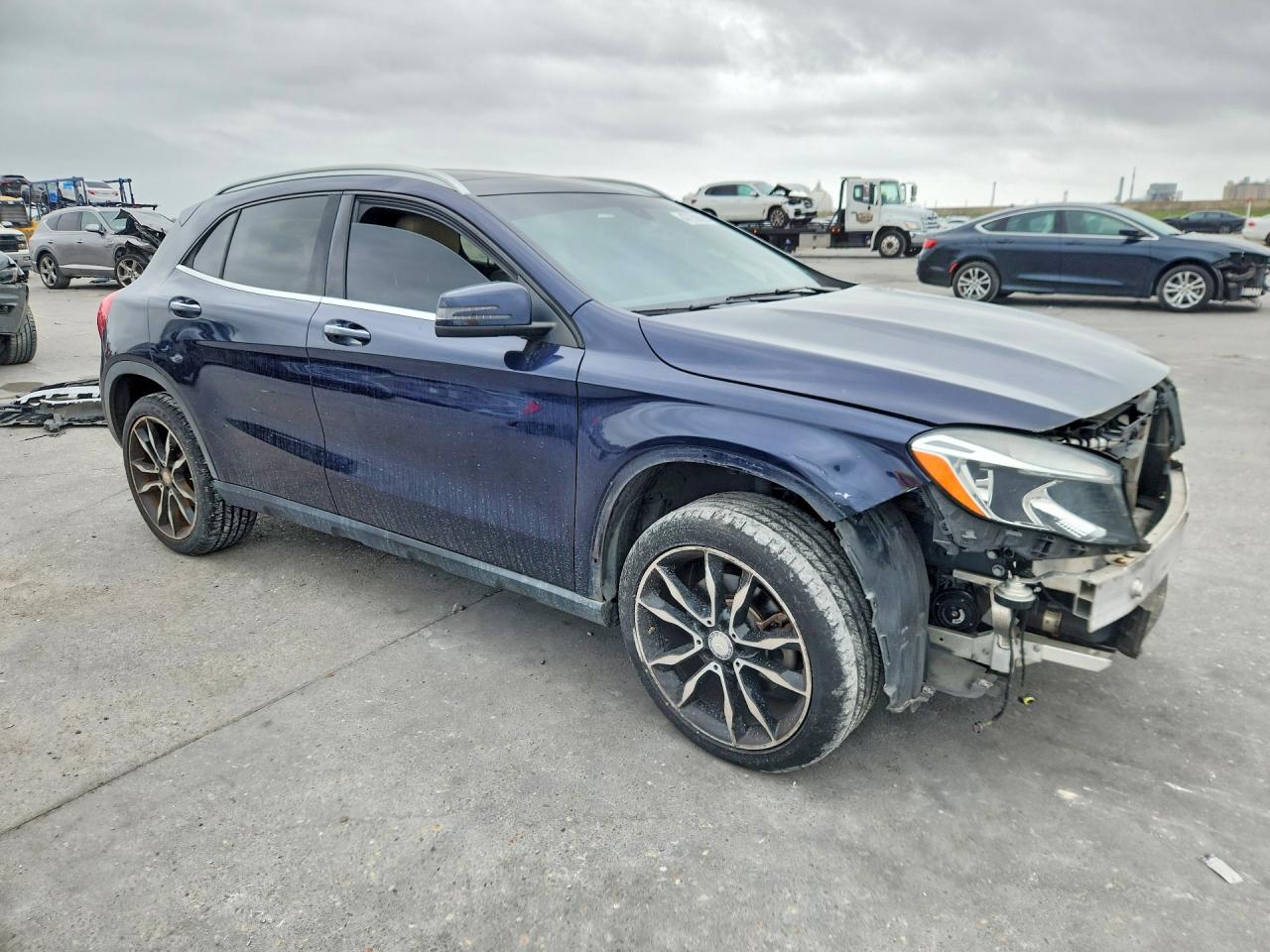 2017 MERCEDES-BENZ GLA 250