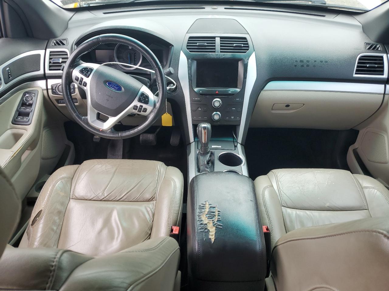 FORD EXPLORER 2014 — 9