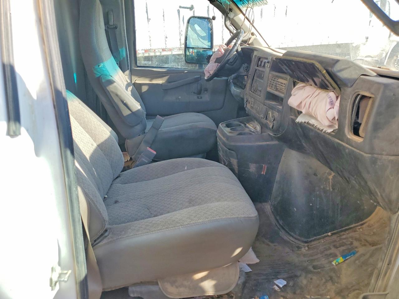 GMC SAVANA 2020 — 12