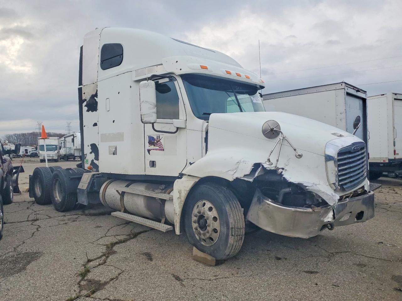 2013 FREIGHTLINER CONVENTIONAL COLUMBIA