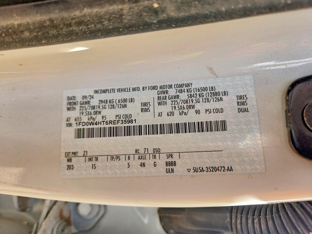 FORD F450 2024 — 11