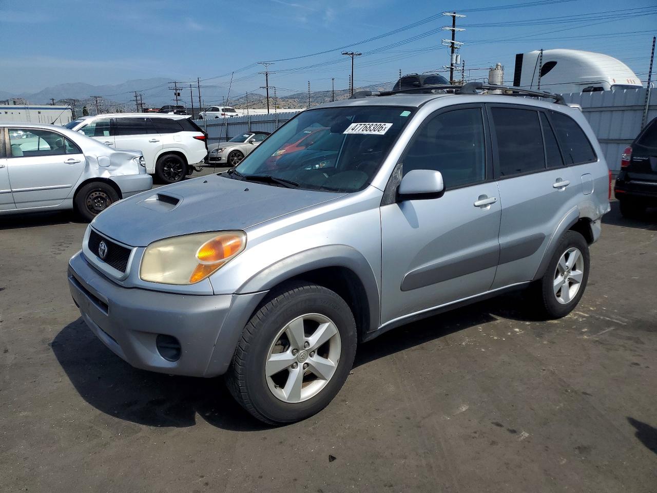 TOYOTA RAV4 2005 — 2