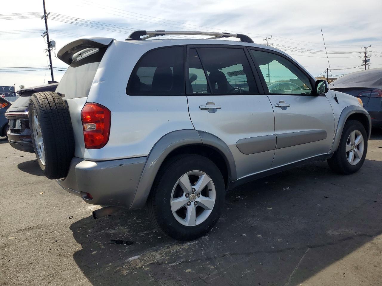 TOYOTA RAV4 2005 — 4