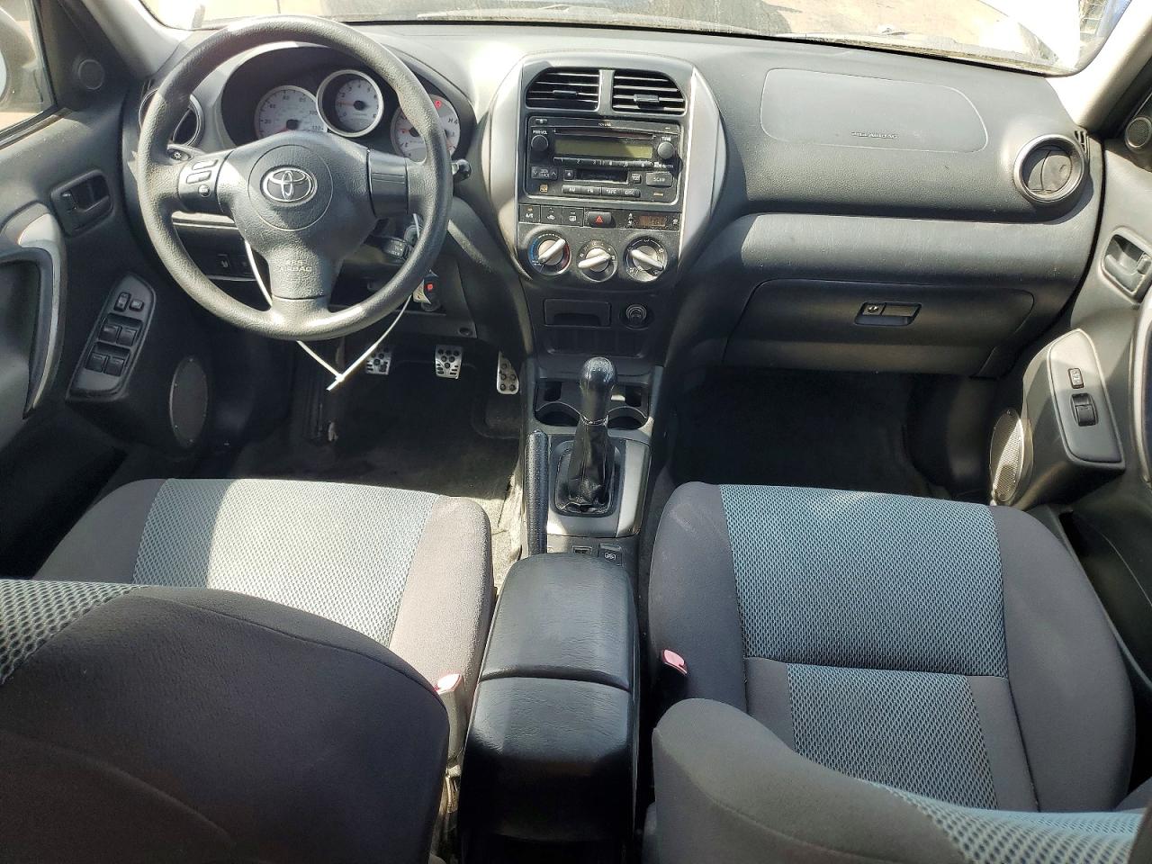 TOYOTA RAV4 2005 — 9