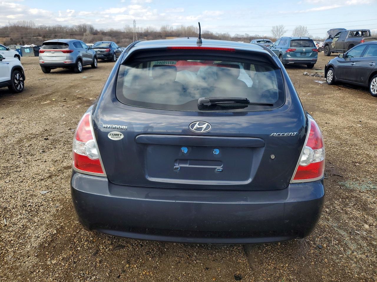 HYUNDAI ACCENT 2008 — 7