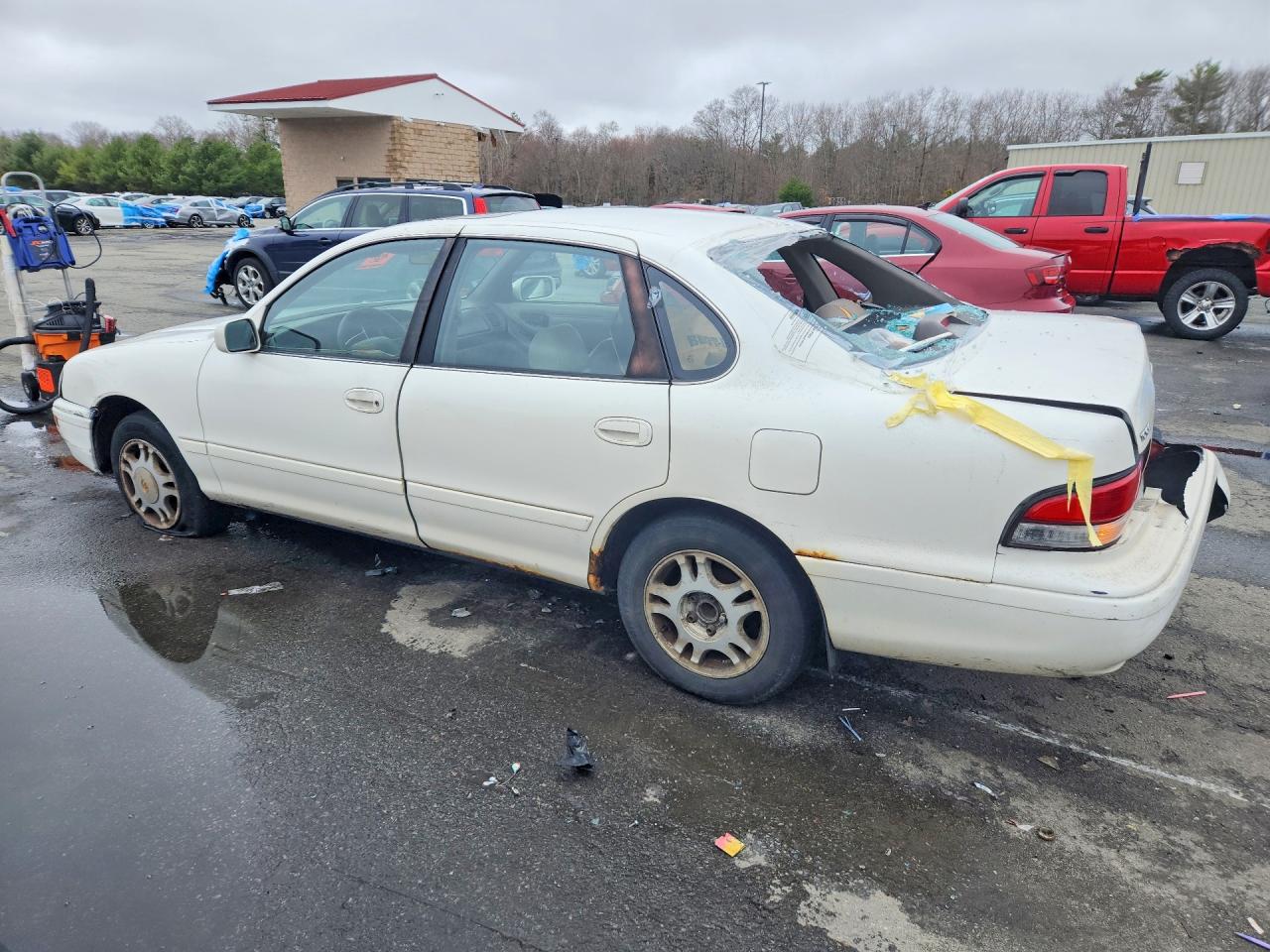 TOYOTA AVALON 1996 — 3