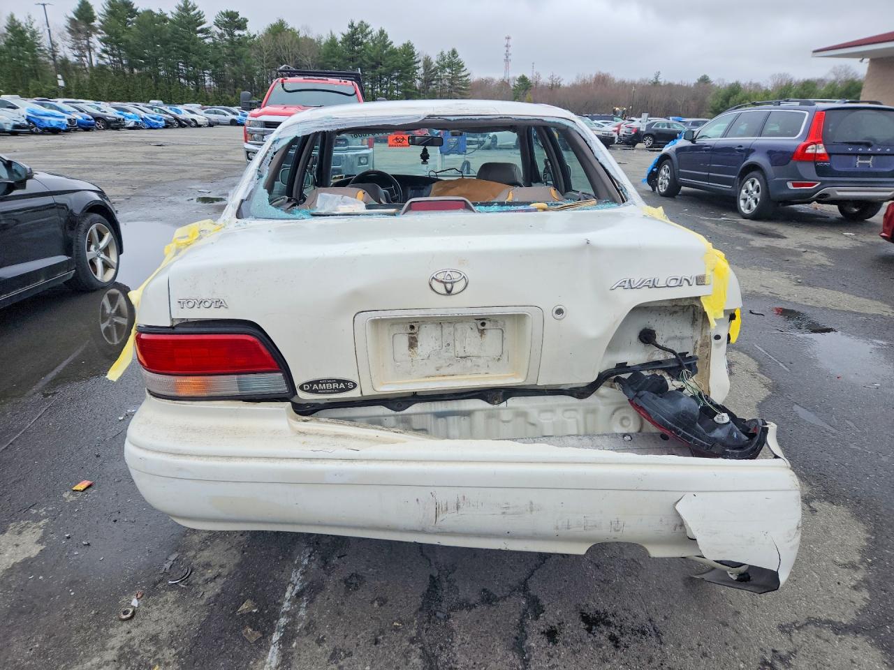 TOYOTA AVALON 1996 — 7