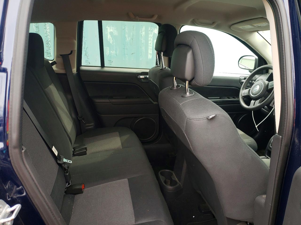 JEEP COMPASS 2012 — 11