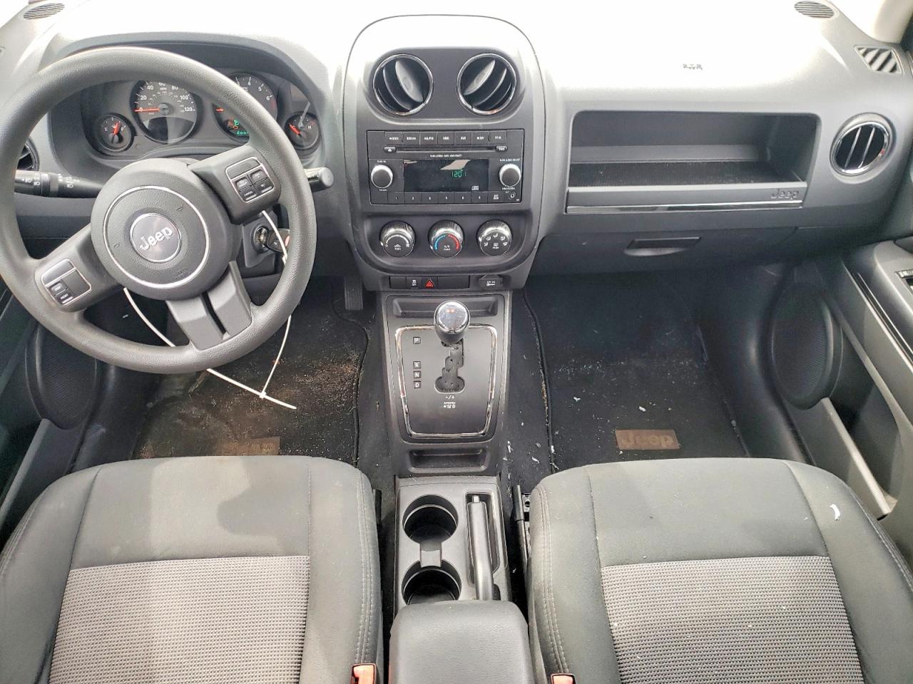 JEEP COMPASS 2012 — 9