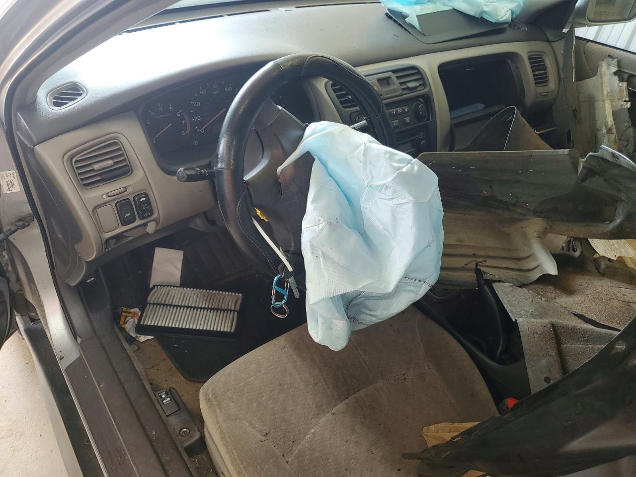 HONDA ACCORD 2002 — 9