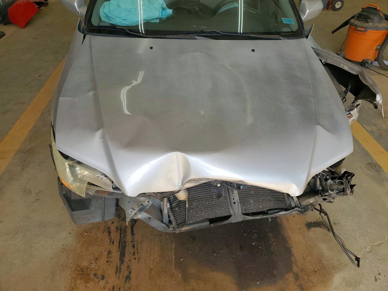 HONDA ACCORD 2002 — 12
