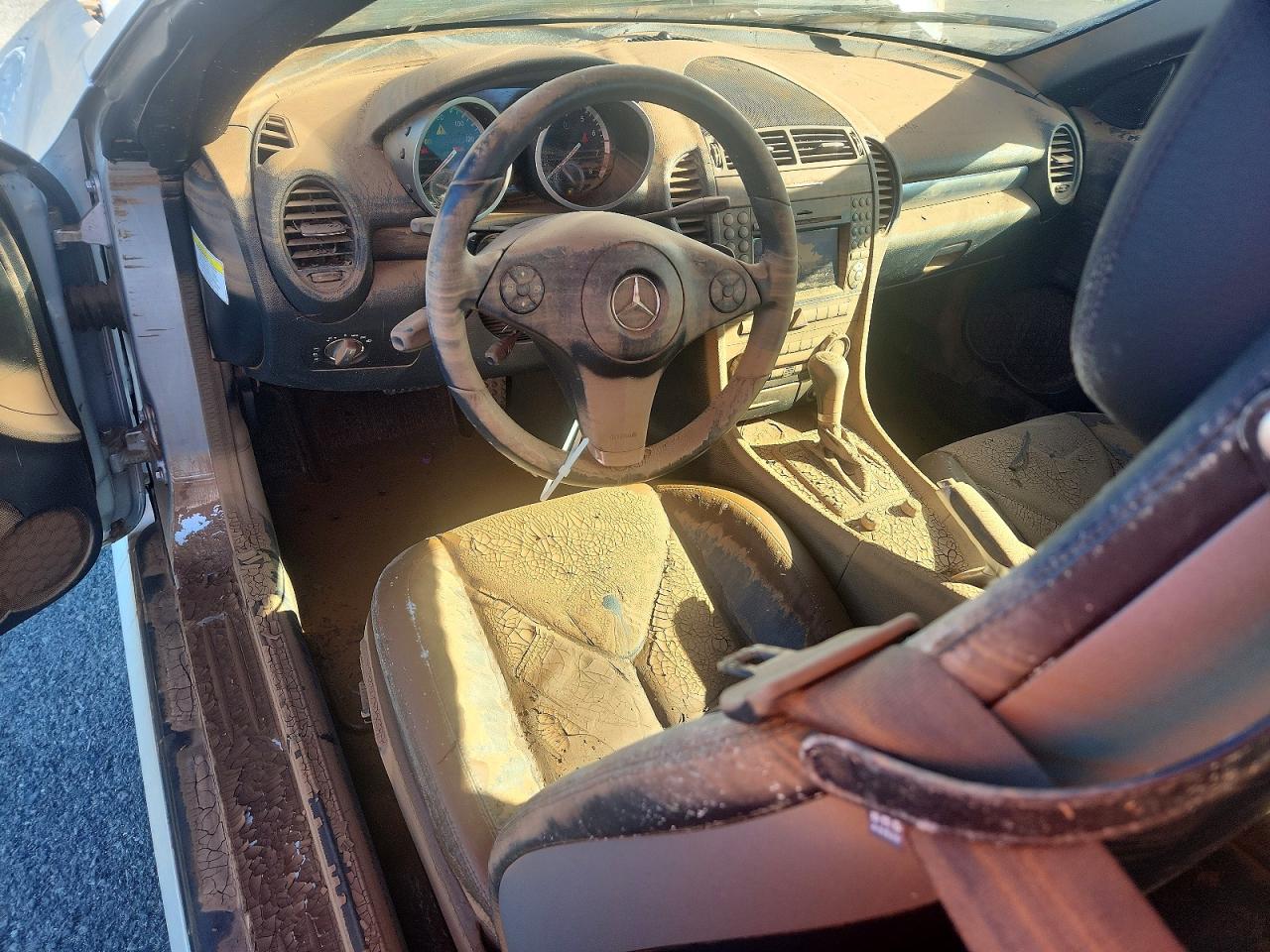 MERCEDES-BENZ SLK 2010 — 9