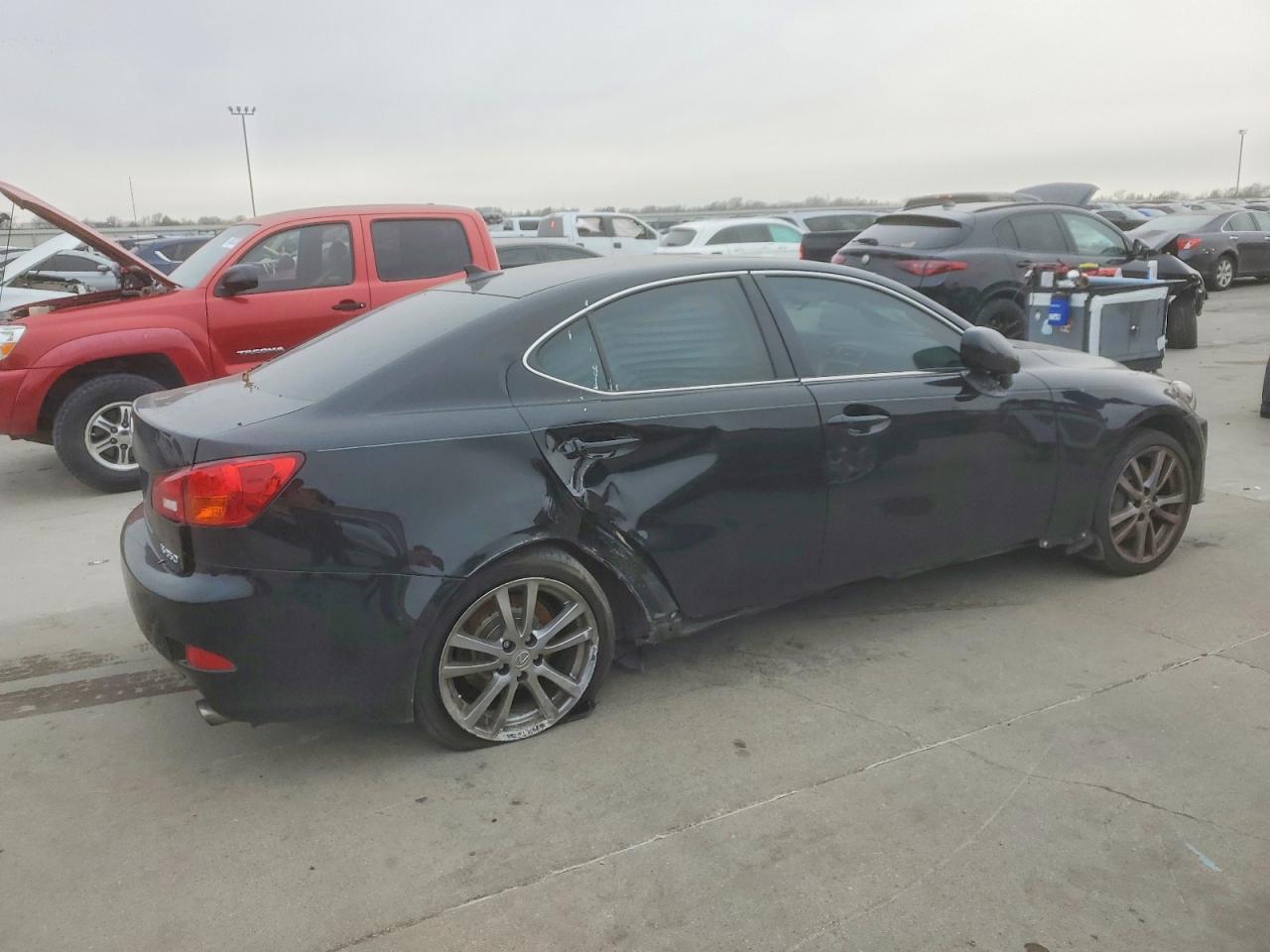 LEXUS IS 2008 — 4