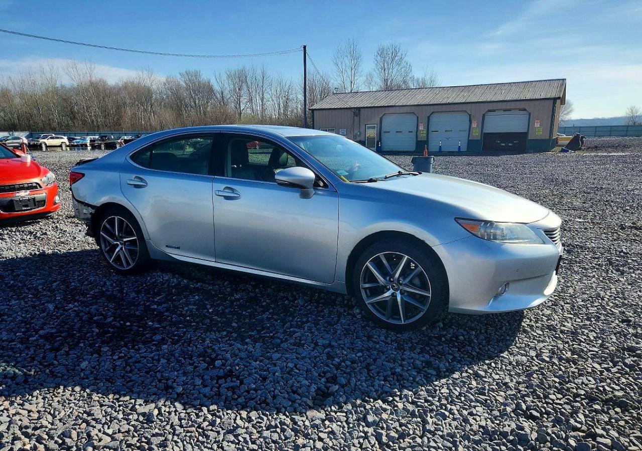 2013 LEXUS ES 300H BASE