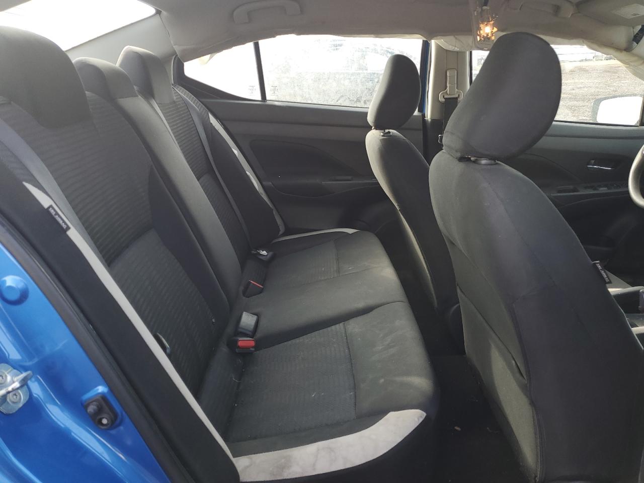 NISSAN VERSA 2021 — 11