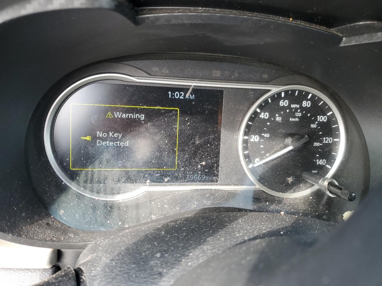 NISSAN VERSA 2021 — 10