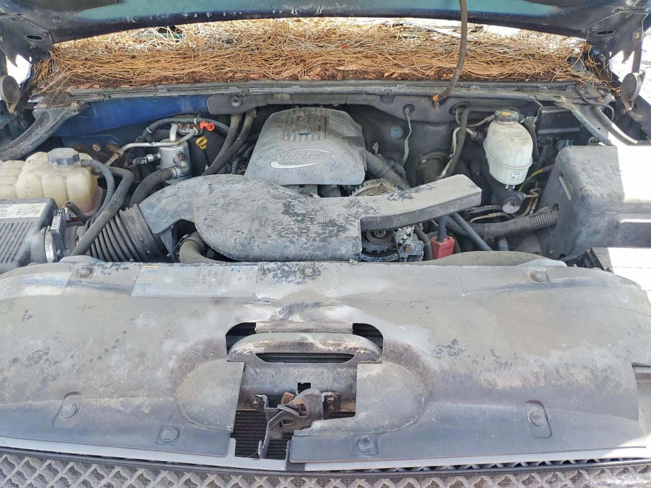 CHEV AVALANCHE 2005 — 12